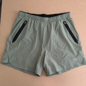 H&M MOVE Green Training Shorts Unlined